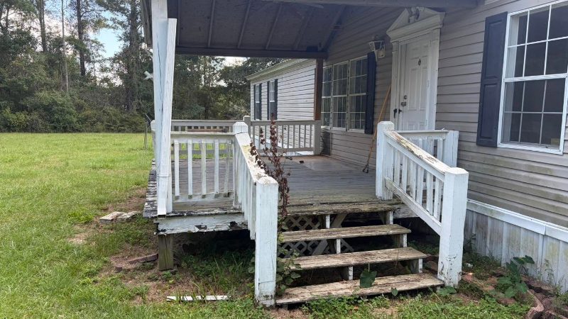 Deck & Fence Builder project timeline in Salem